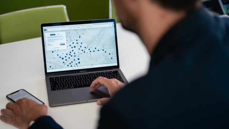 Alle Fahrpläne gibt es stets aktuell auf der Webseite und App „südtirolmobil“.