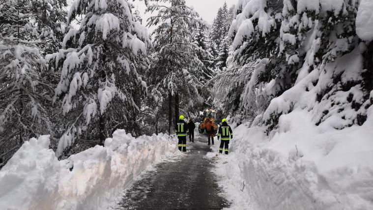 Aufräumarbeiten am Dienstag in St. Pankraz (Ulten).
