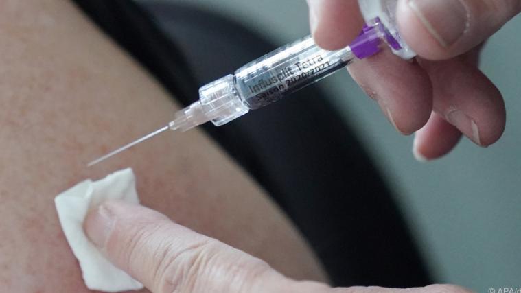 Die Europäische Arzneimittelbehörde EMA will den Covid-19-Impfstoff von BioNTech und Pfizer deutschen Regierungskreisen zufolge noch vor Weihnachten zulassen.