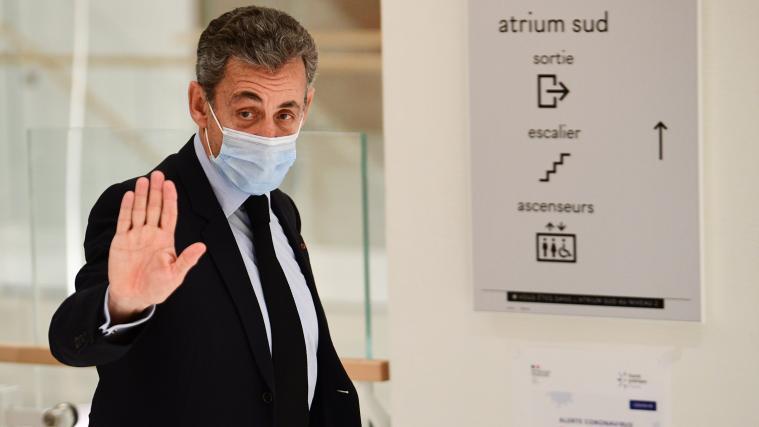 Frankreichs Ex-Präsident Nicolas Sarkozy muss sich vor Gericht verantworten.