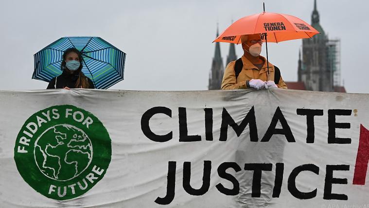Fridays for Future beklagen die Untätigkeit der Politik.