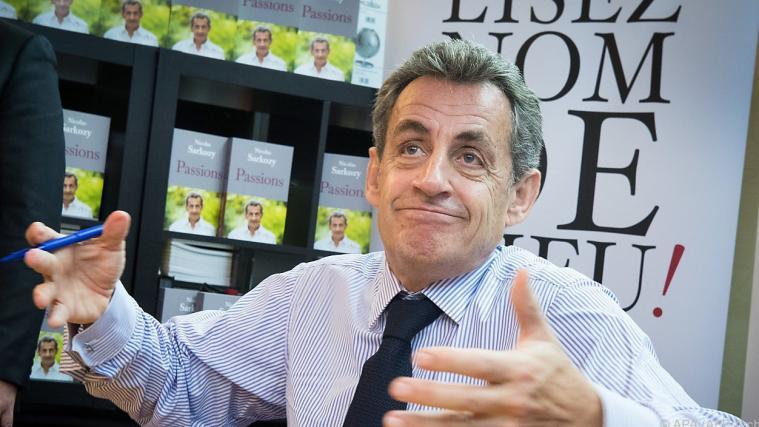 Nicolas Sarkozy wird Bestechung vorgeworfen.