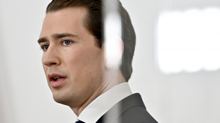 Trotz Kritik verteidigt Bundeskanzler Sebastian Kurz die Entscheidung, Österreich in den dritten Lockdown zu schicken.