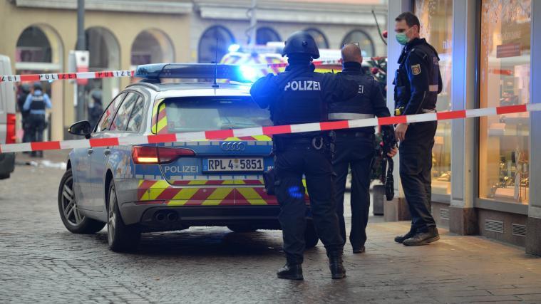 Zahlreiche Einsatzkräfte waren vor Ort.