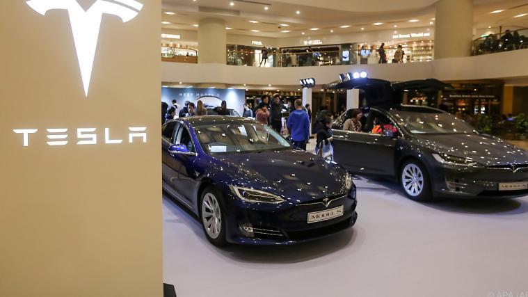 Autos der Reihen Model S und Model X sind betroffen.