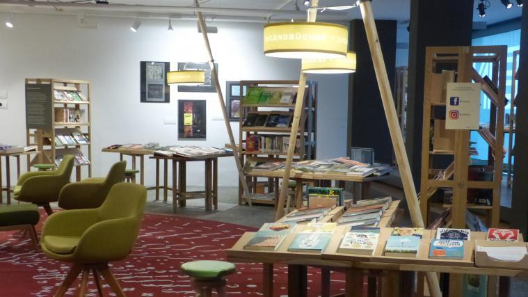 Bücherwelten im Waltherhaus