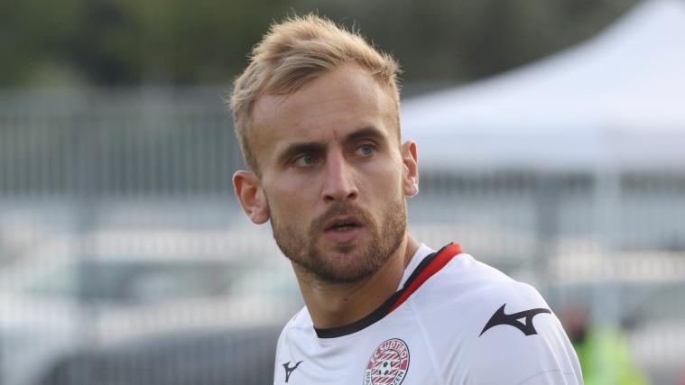 Fabian Tait blickt mit gemischten Gefühlen auf das vergangene Jahr zurück. Seit dem Herbst ist der Salurner sportlich im Höhenflug, doch zwischendurch machte ihm eine Corona-Infektion zu schaffen.