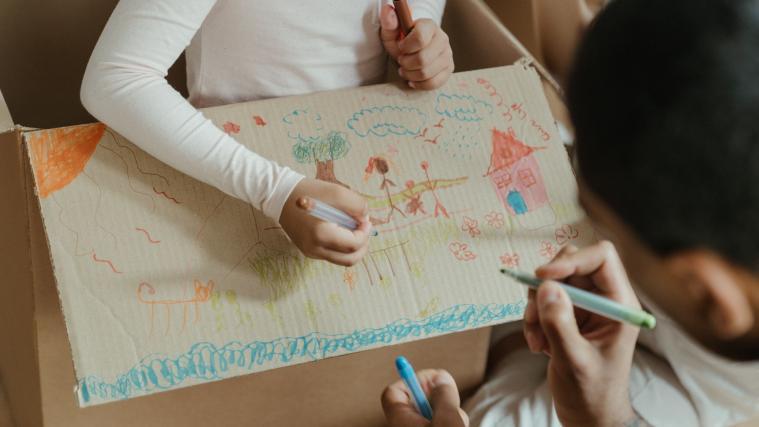 Familien, die unerwartet und plötzlich ohne eine Wohnung dastehen, brauchen schnelle Hilfe - dies soll durch eine stärkere Vernetzung der unterschiedlichen Dienste verbessert werden.