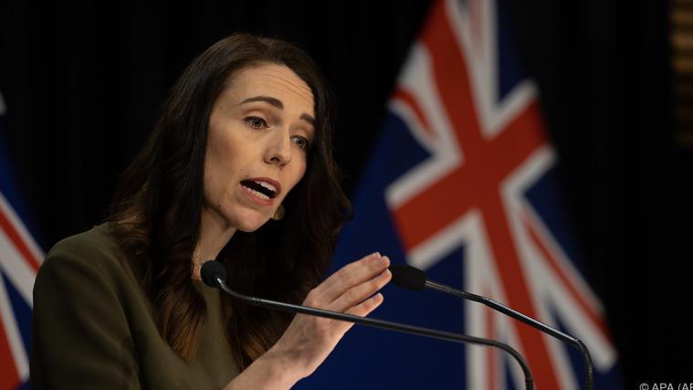 Neuseelands Premierministerin Jacinda Ardern hat ihr Land bisher am besten durch die Krise geführt.