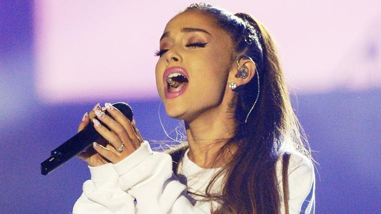 Für Ariana Grande gibt es wiedermal Grund zur Freude.