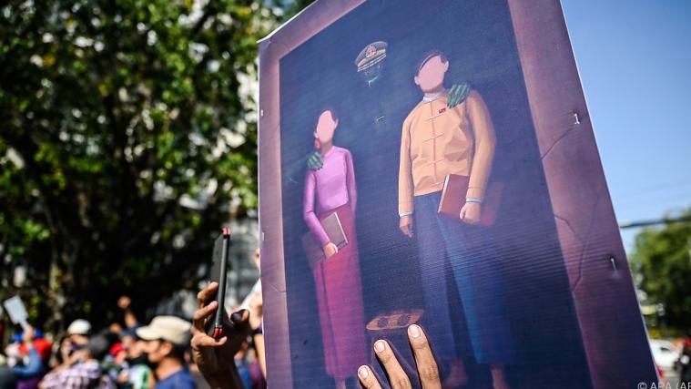 Myanmars Militär sperrte nach dem Putsch das Internet.