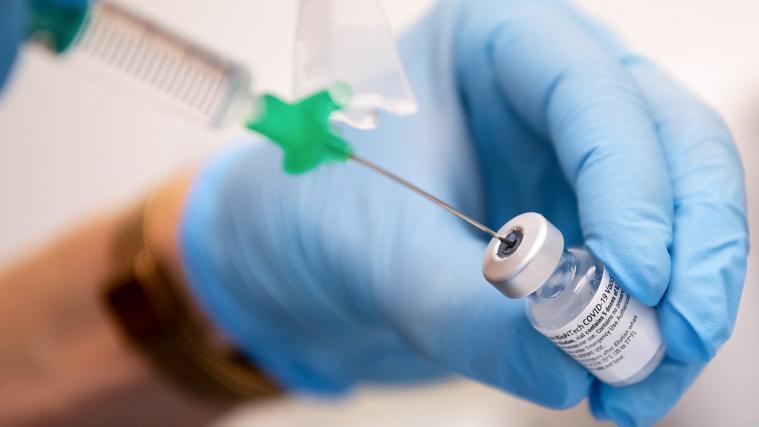 Ab Ende April soll auch in italienischen Apotheken gegen das Coronavirus geimpft werden.