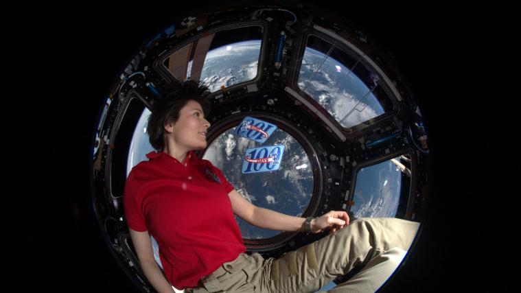 Cristoforetti soll im kommenden Jahr ins All starten – der genaue Zeitpunkt ist noch offen. Hier ein Bild von ihr aus der ISS im Jahr 2015.