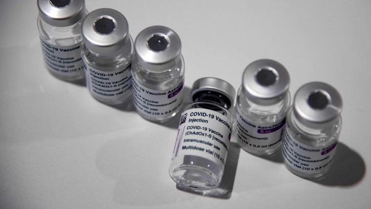 Das AKH und das Bundesamt für Sicherheit im Gesundheitswesen (BASG) haben bisher keinen Zusammenhang zwischen dem Ableben der Frau und dem Impfstoff hergestellt. In wenigen Wochen wird das Obduktionsergebnis bekannt sein.