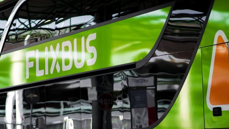 Die Flixbusse rollen wieder über deutsche Straßen.