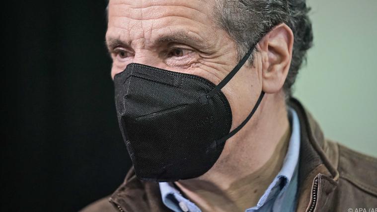 Für den New Yorker Gouverneur Andrew Cuomo wird es immer enger.