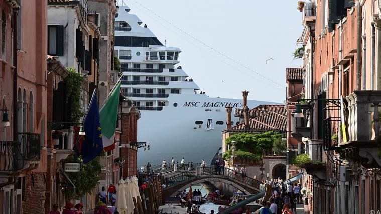 Gegen die Riesenschiffe wurde in Venedig seit Jahren protestiert.
