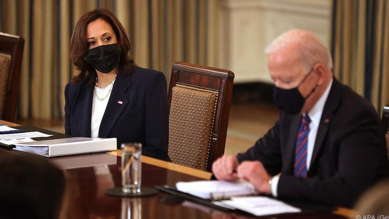 Kamala Harris bekommt ihre erste große Aufgabe von Präsident Joe Biden.