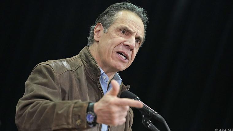New Yorker Gouverneur Cuomo in Erklärungsnotstand.