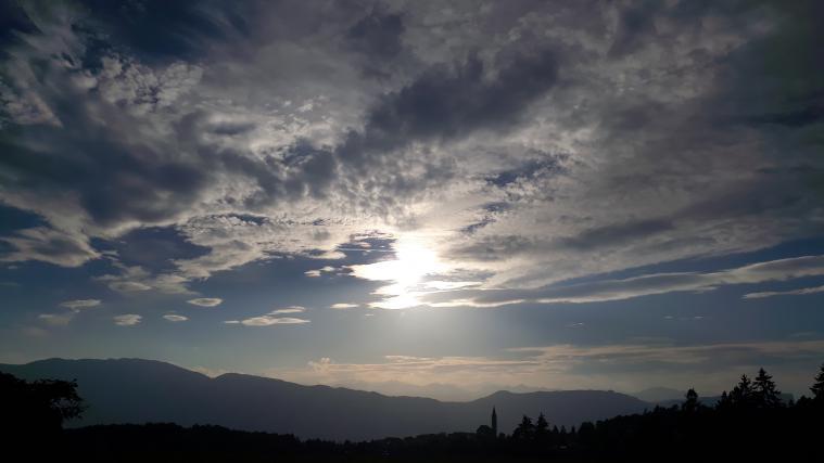 Sonne und Wolken wechseln sich in der kommenden Woche immer wieder ab.