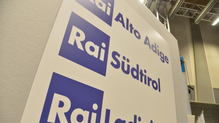 Hierzulande zahlen die Bürger gleich doppelt für den öffentlichen Rundfunk.