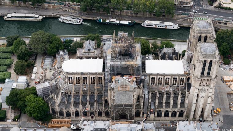 Die vom Brand schwer gezeichnete Kathedrale Notre-Dame.