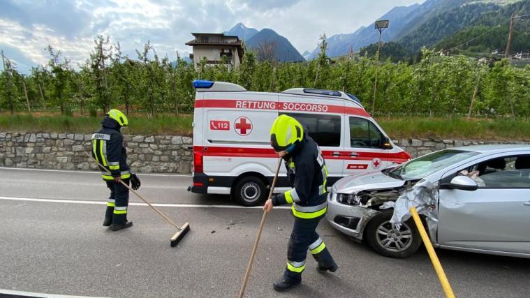 Die Wehrleute kümmerten sich um die Aufräumarbeiten.