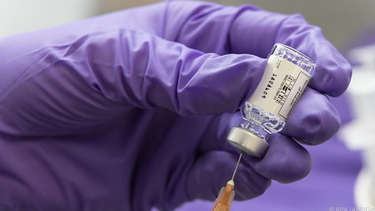 Johnson & Johnson beliefert bald Europa.