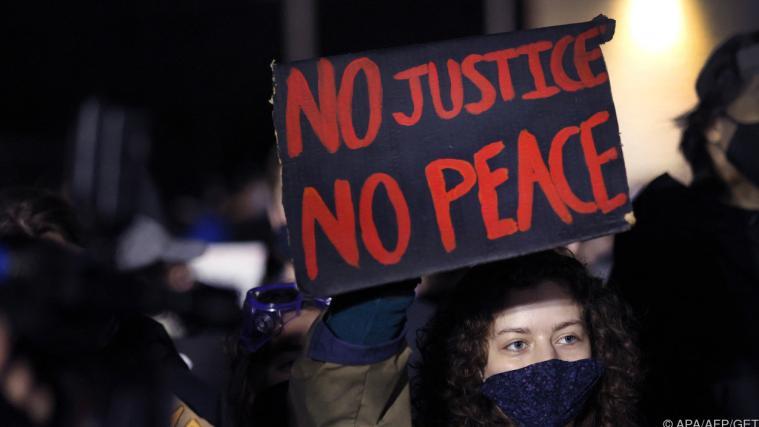 Proteste nach Tod von jungem Afroamerikaner.