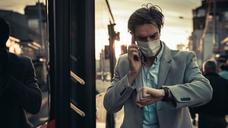 Schnell nach Hause! Ausgangssperren schränken die persönliche Freiheit ein. Was bringen sie im Kampf gegen das Virus?