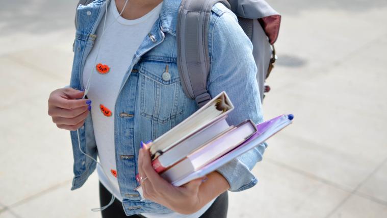 Wer sich in der ersten Oberschule innerhalb Jänner umentscheidet, tut sich künftig mit dem Schulwechsel einfacher.