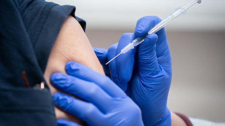 Bis zum Jahresende sollten zwei Milliarden Impfdosen über Covax zur Verfügung gestellt werden.
