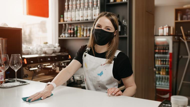 Die Fortsetzung der Impfkampagne und die fortschreitende Wiedereröffnung der Wirtschaftstätigkeiten haben den Optimismus der Konsumenten wiederhergestellt.