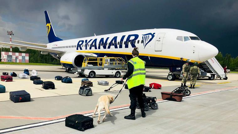 Ein Ryanair-Flugzeug wurde von den Behörden aus Belarus zur Landung gezwungen.