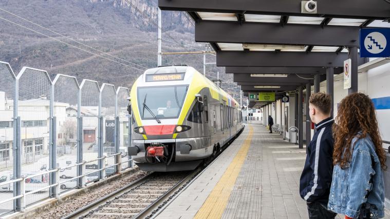 Es gibt wieder Neuerungen zum Bus- und Bahnplan in Südtirol.