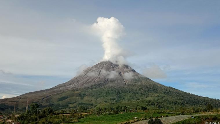 Im indonesischem Vulkan brodelt es wieder.
