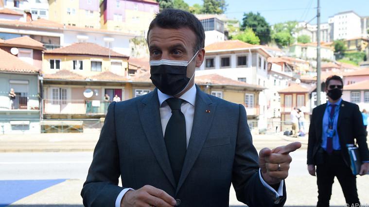Macron forderte Ende des Exportstopps für Impfstoffe.