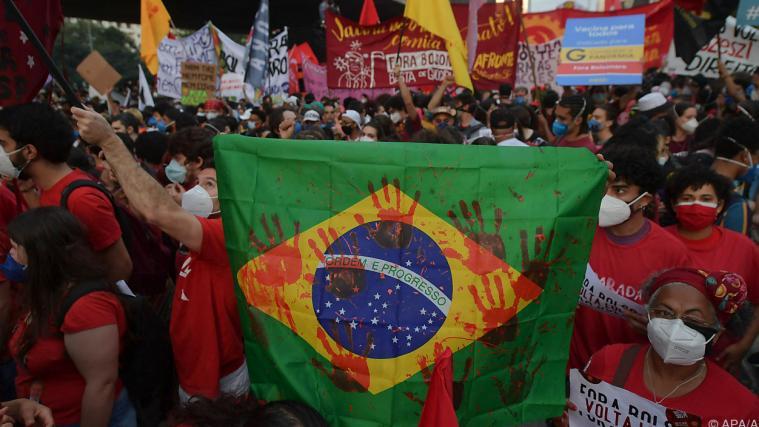 Proteste in Brasilien gegen Präsident Bolsonaro.