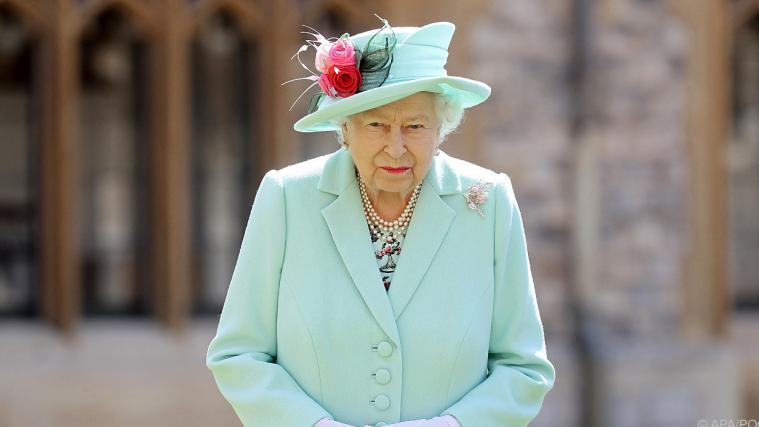 Queen Elizabeth würdigt den Jahrestag Nordirlands.