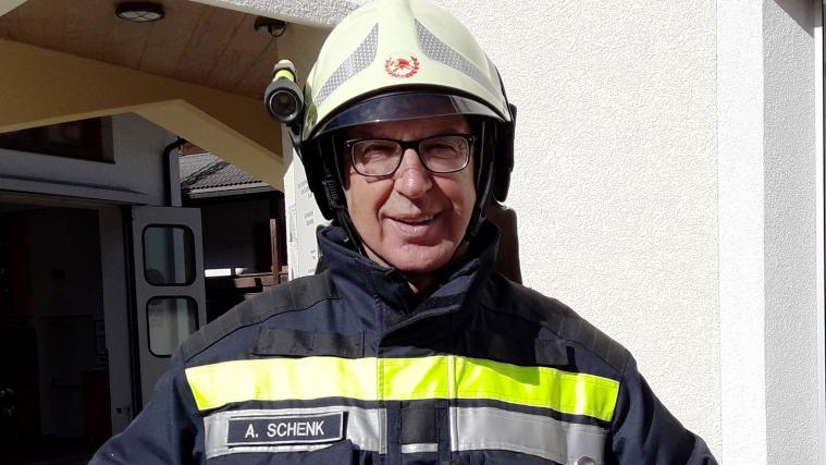 Bereits seit 1967, also seit 54 Jahren, ist Anton Schenk Mitglied der Freiwilligen Feuerwehr Oberolang.