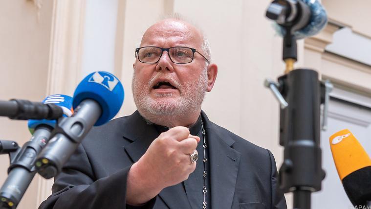 Der Papst hat den Rücktritt von Kardinal Reinhard Marx abgelehnt.