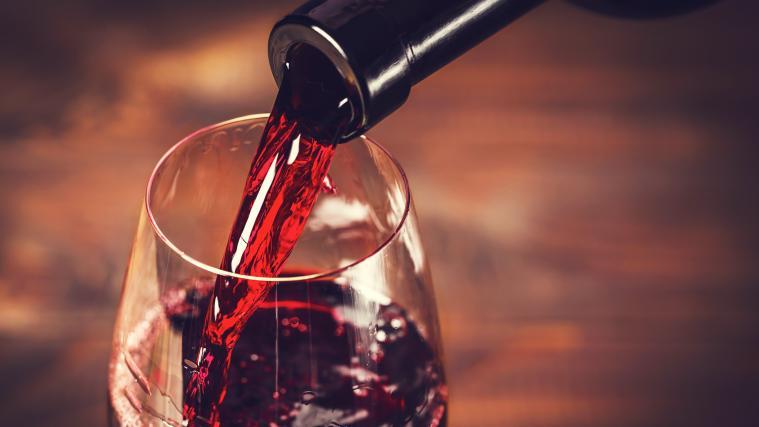 Der Wein des Papstes wird 2026 getrunken werden. (Symbolbild)