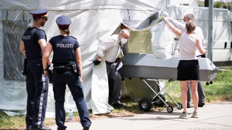 Die Identität des Opfers gibt der Polizei Rätsel auf.