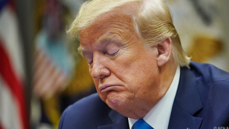Ob es weitere oder andere publizistische Pläne Trumps gibt, ist unklar.