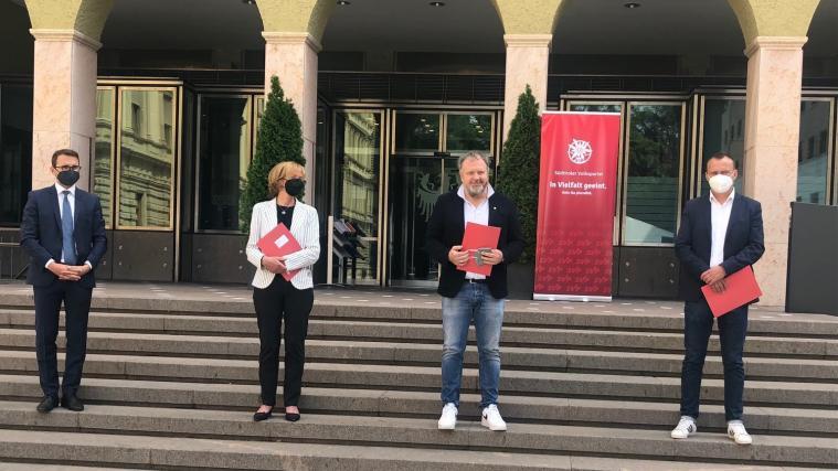 Stefan Premstaller, Martha Stocker, Gert Lanz und Michael Epp.