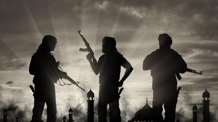Am Wiener Landesgericht hat ein Prozess gegen 5 Angeklagte begonnen, die sich für die radikalislamistische Terror-Miliz „Islamischer Staat“ (IS) betätigt haben sollen.