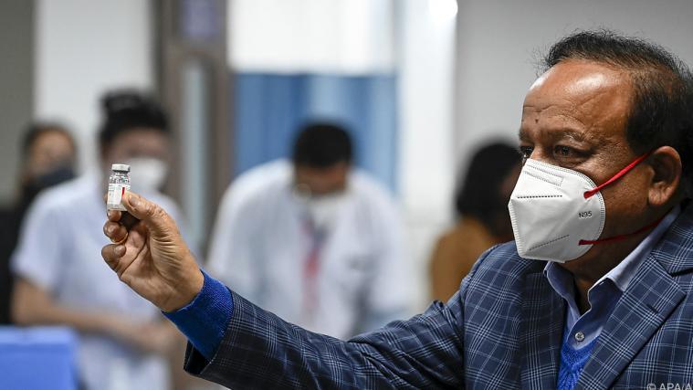 Auch Gesundheitsminister Vardhan tritt ab.