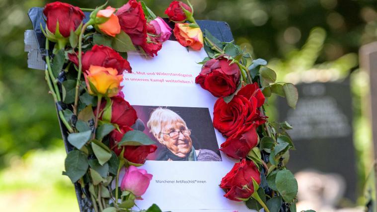 Bewegender Abschied von Esther Bejarano.