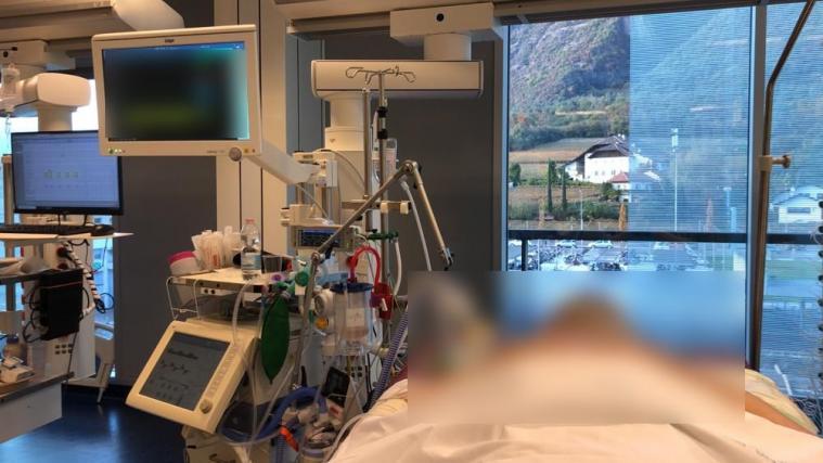 Derzeit werden 2 Covid-Patienten in Südtirol intensivmedizinisch betreut.