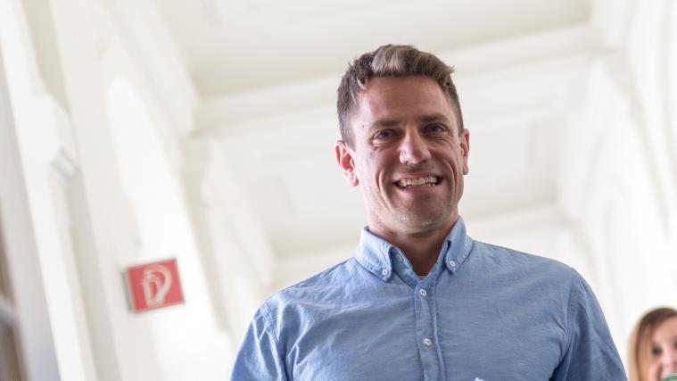Gebi Mair, Klubchef der Tiroler Grünen,verletzte sich bei einem Bergunfall schwer.